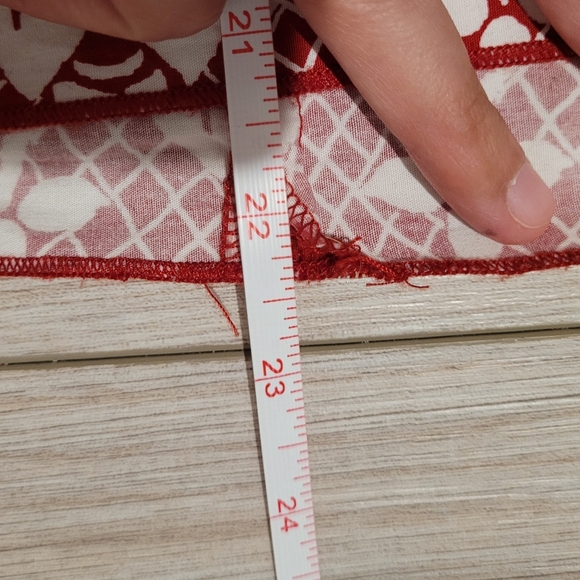 Speechless Fairycore Whimsical Bouncy A-Line Red and White Floral Vintage Skirt - Picture 7 of 8